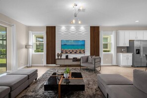 TV - 9 BD/ 6.5 BA/ Solara Resort (9024 SR) (Kissimmee)