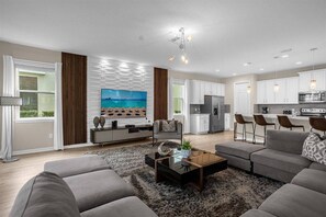 TV - 9 BD/ 6.5 BA/ Solara Resort (9024 SR) (Kissimmee)