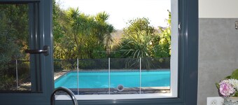 Ahetze, between Biarritz and St Jean de Luz House + swimming pool and parking lot ***