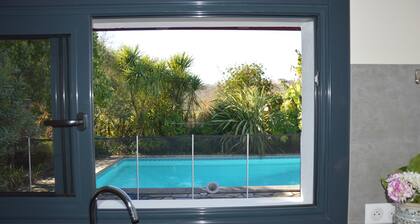 Ahetze, between Biarritz and St Jean de Luz House + swimming pool and parking lot ***