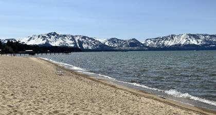Lovely Condo mins away from Heavenly, Lake & Beach