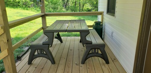 Sweeton Creek cozy cabin just minutes from Lake Norfork