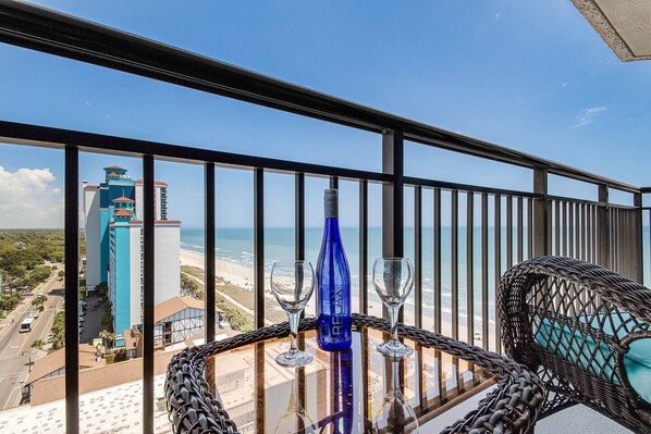 Property grounds - Winter Rates! Luxury/Prime Location/Small Dogs OK! (Myrtle Beach)