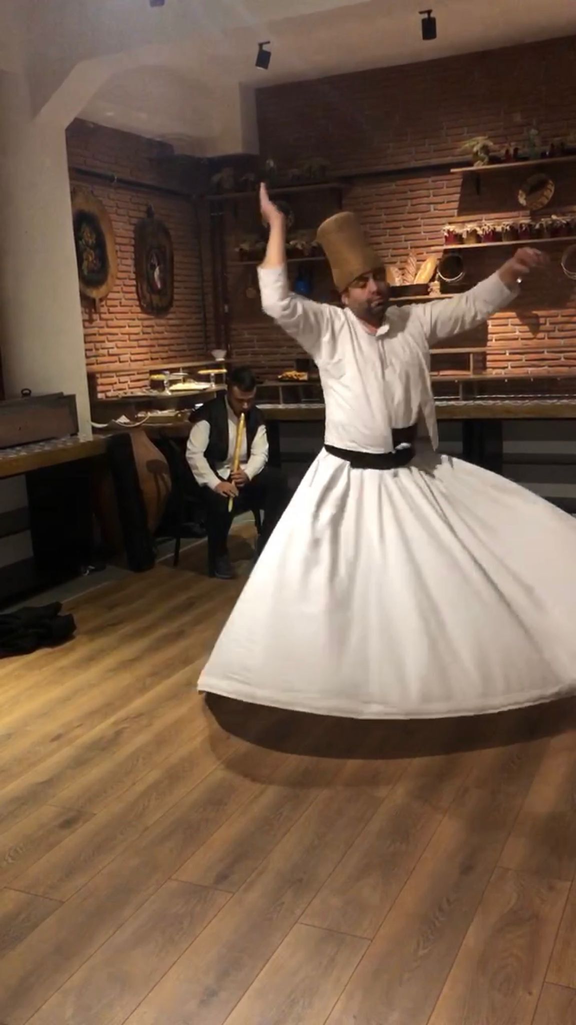 52-inch led tv with satellite channels, tv, heated floors