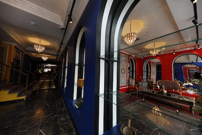 Think Hotel