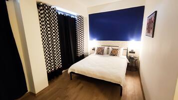 2 bedrooms, free minibar, individually decorated, desk