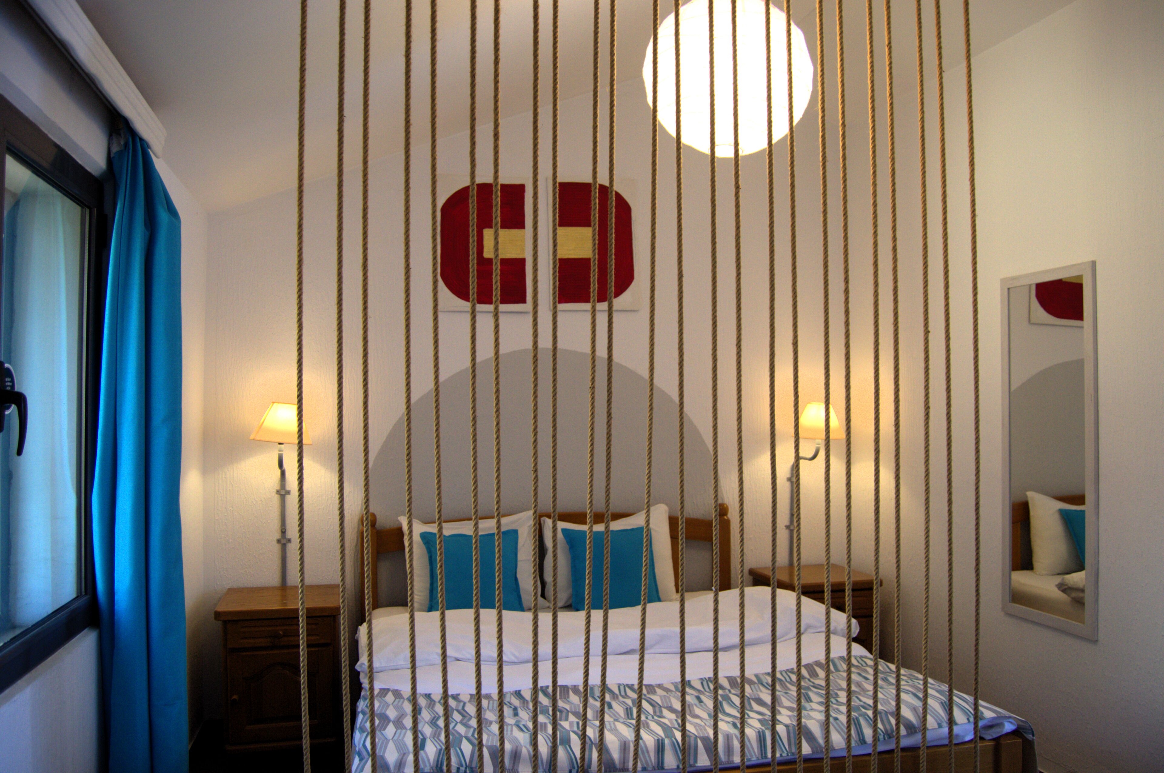 Premium bedding, in-room safe, desk, laptop workspace