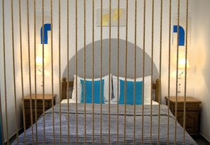 Studio Standard | Literie de qualité supérieure, coffres-forts dans les chambres, bureau