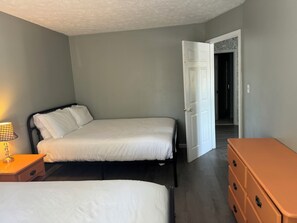 2 habitaciones, wifi gratis y ropa de cama 