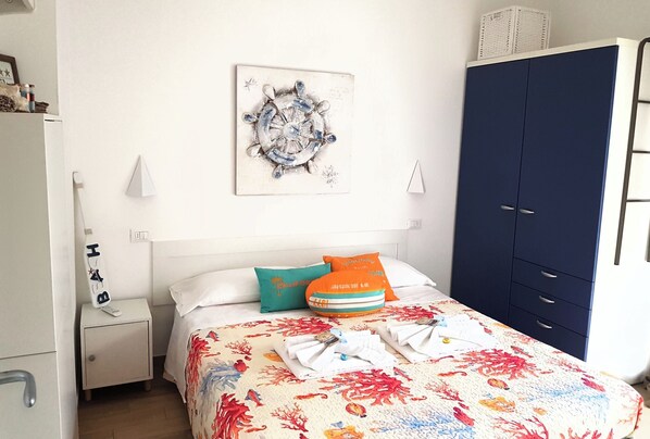 1 Schlafzimmer, Schreibtisch, Bügeleisen/Bügelbrett, kostenloses WLAN