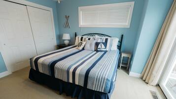 3 bedrooms, iron/ironing board, travel crib, free WiFi
