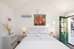Cubrecamas, decoración personalizada y muebles diferentes