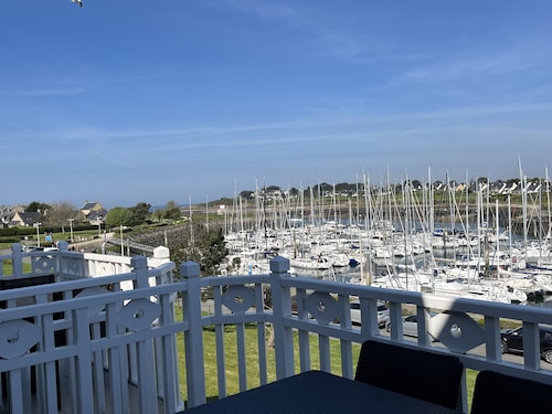 Duplex 6 pers Port du Crouesty - terrace, port and sea view. Rated 3 ***