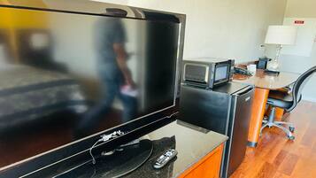 Desk, iron/ironing board, free WiFi, bed sheets