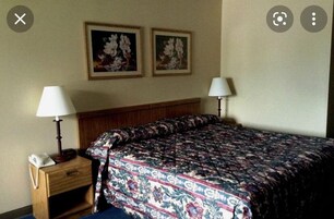 Basic Room | Free WiFi, bed sheets