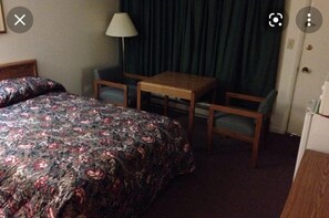 Free WiFi, bed sheets - Super9 inn (Albion)