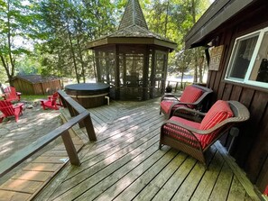 屋外ダイニングエリア