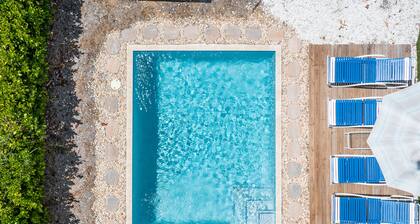 Indian River Drive Cottage - Heated Pool & Close to Beaches!