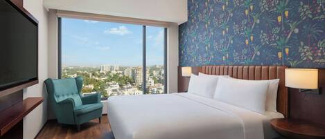 Suite, 1 King Bed | 1 bedroom, in-room safe, individually furnished, desk