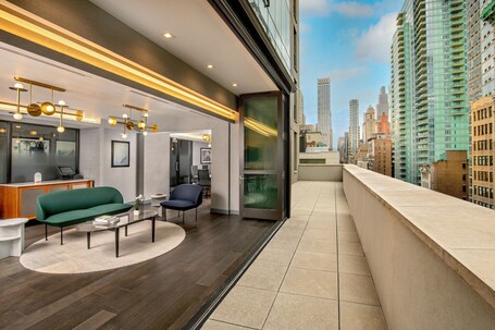 Le Meridien New York, Fifth Avenue - view 2