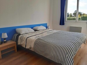 2 Schlafzimmer, Bügeleisen/Bügelbrett, Reisekinderbett, kostenloses WLAN