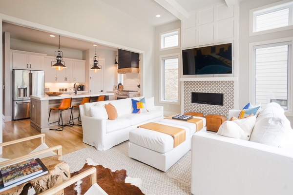 Smart TV, fireplace, video games, stereo