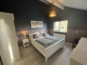 3 chambres, fer et planche à repasser, Wi-Fi