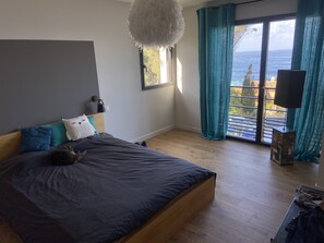 6 bedrooms, desk, iron/ironing board, travel crib - Sea view villa 100m from the beach, private pool, near Ajaccio (Villanova)