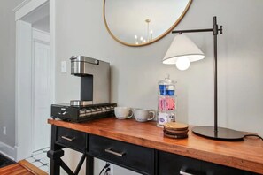 Interior - Cheerful 4 bedroom close to historical/sport sites (Independence)