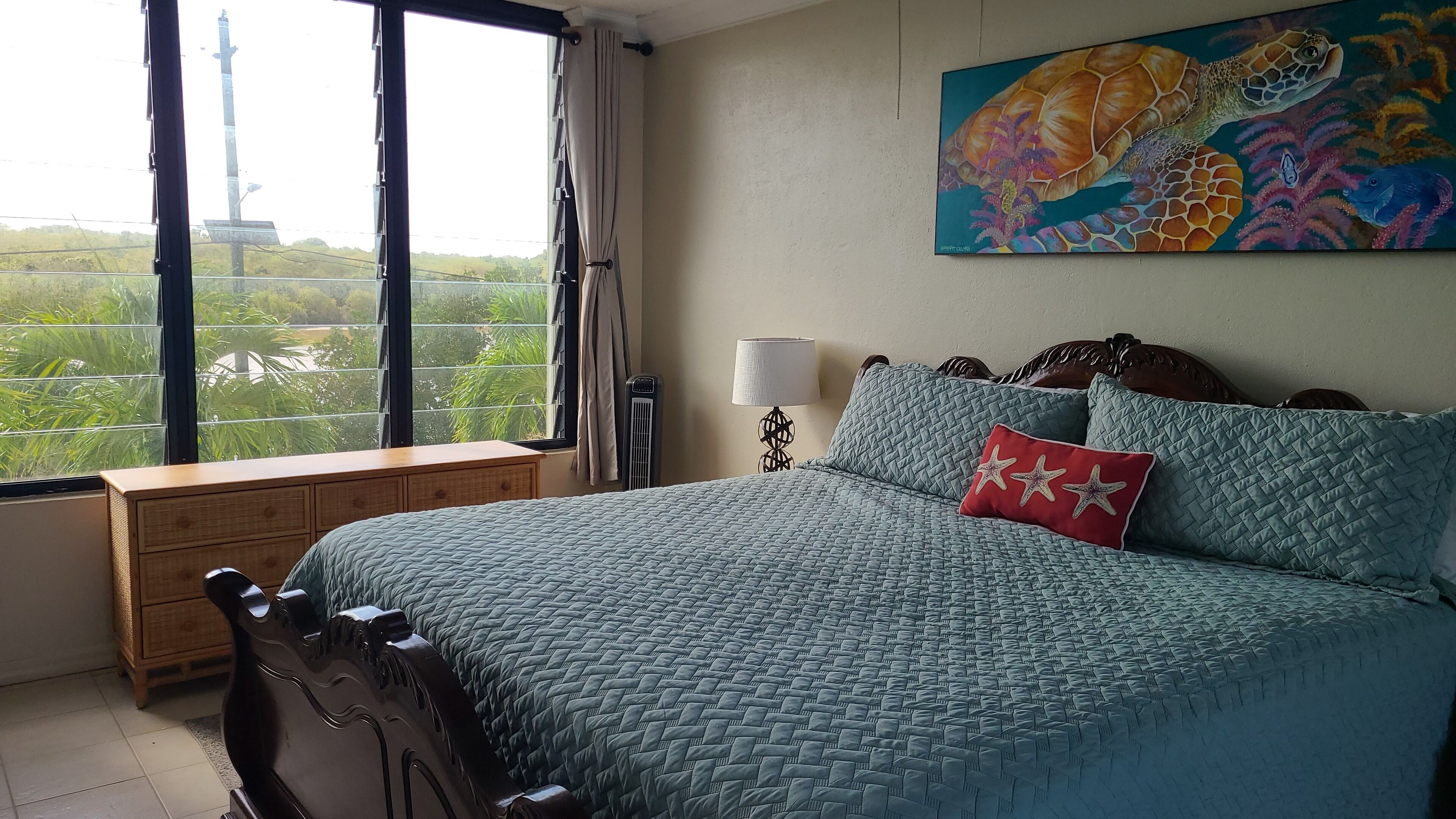 1 soverom, strykejern/-brett, wi-fi (inkludert) og sengetøy