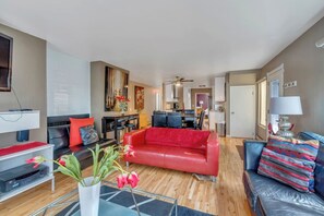 Smart TV, DVD player, offices