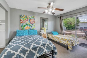 8 bedrooms, desk, iron/ironing board, travel cot