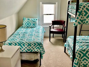 3 bedrooms, desk, iron/ironing board, travel cot
