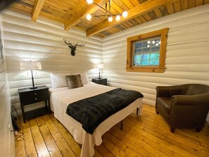2 bedrooms, WiFi - Unplugged Retreat-Yellowstone Cabin at Rock Springs (Lindside)