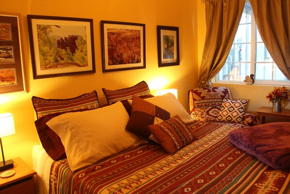 2 عدّة غرف نوم وواي فاي مجانًا وملاءات أسرّة