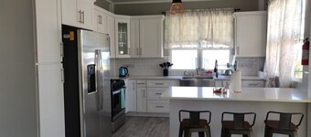 Yvonna House, Luxury Apartment