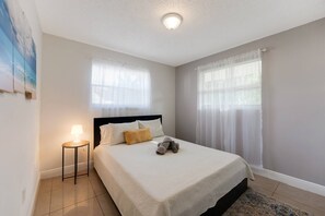 2 bedrooms, iron/ironing board, free WiFi, bed sheets