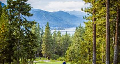 Quiet mountain home with game room & fireplace - near scenic trails & ski slopes