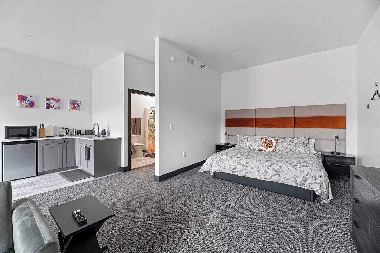 1 bedroom, desk, iron/ironing board, free WiFi