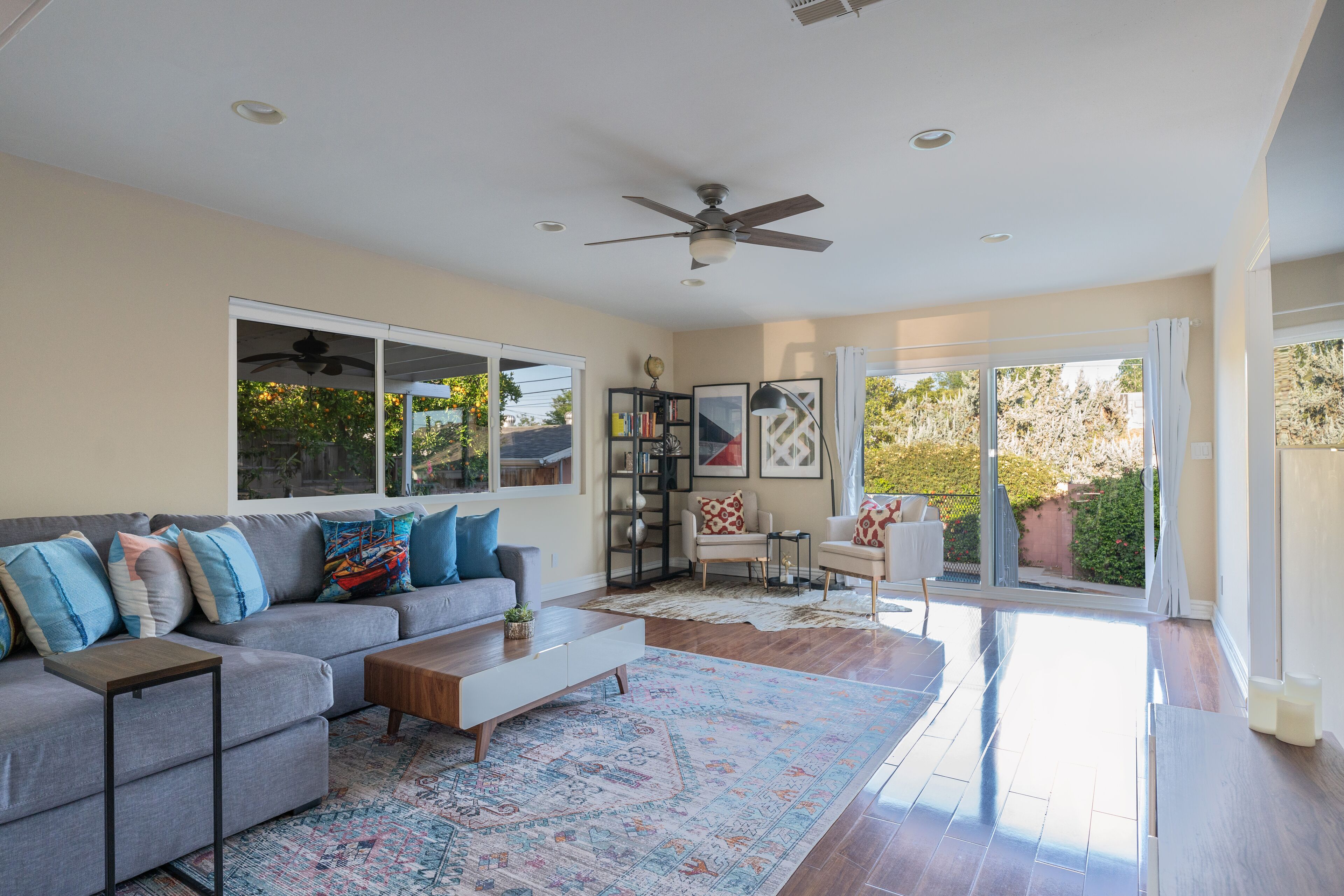 Beautiful 5BDR Home in an Upscale Neighborhood