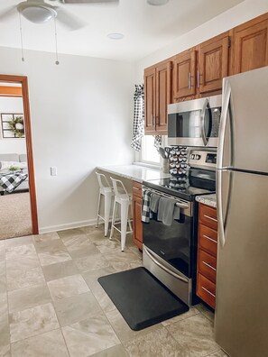 Fridge, microwave, oven, stovetop - Spacious 3 bedroom home with plenty of green space (Slippery Rock)