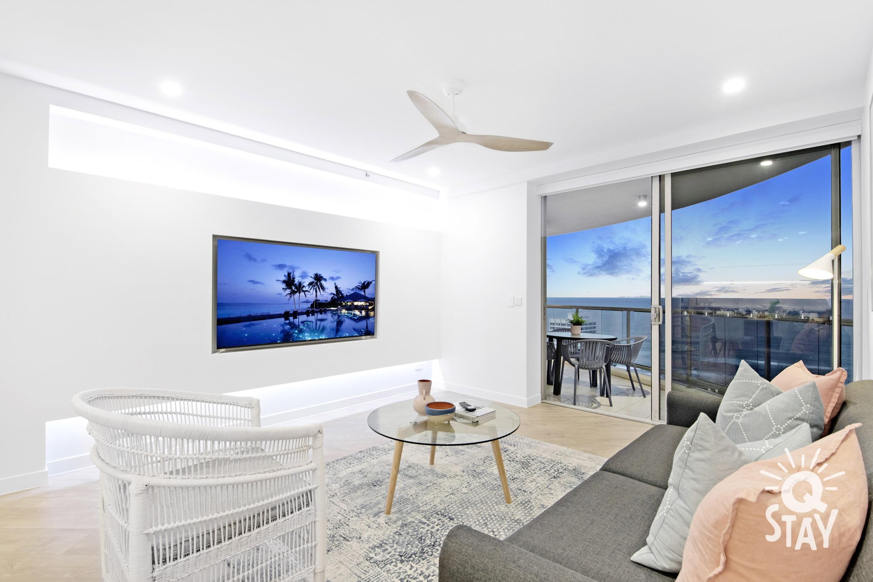 Chevron – 3 Bedroom Superior Unit — Q Stay — image 8