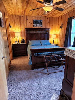 2 bedrooms, iron/ironing board, travel crib, free WiFi
