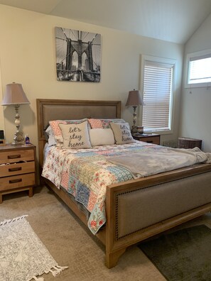 3 chambres, fer et planche à repasser, Wi-Fi gratuit, draps fournis