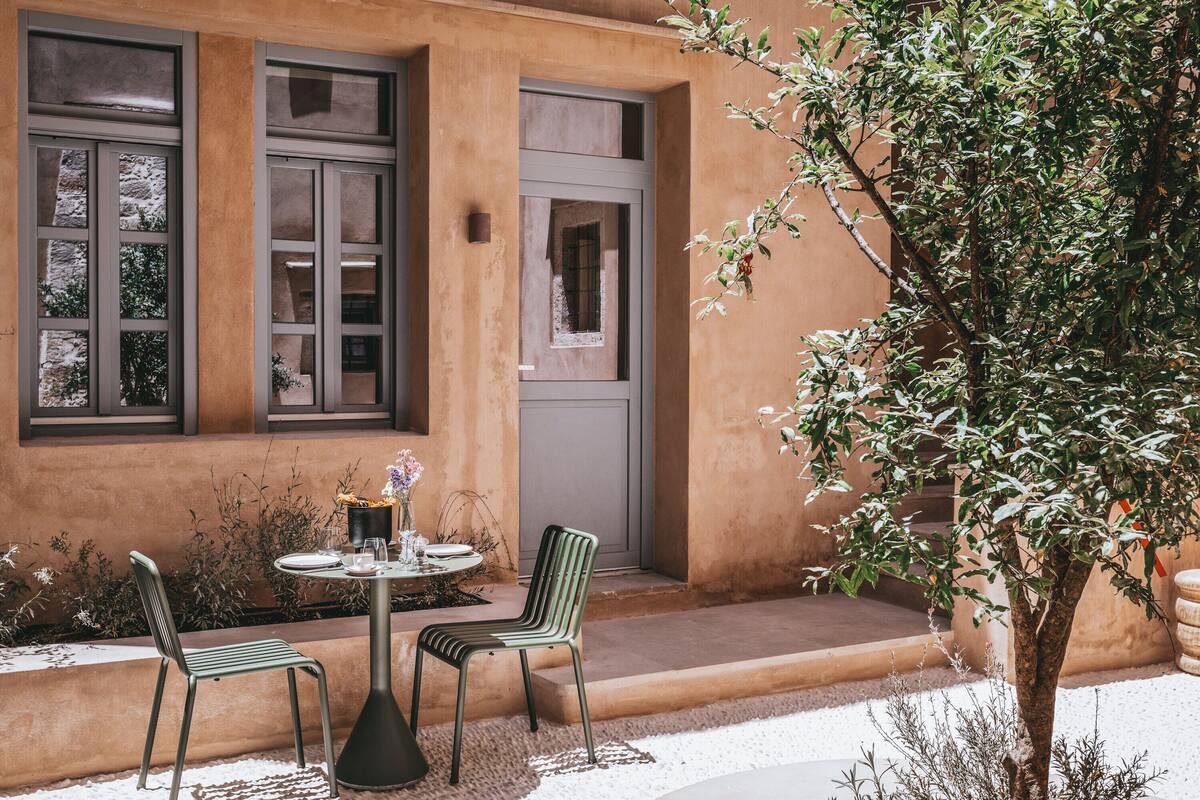 Maisonette | أغطية فراش متميزة وأسرّة بإسفنج يتكيف مع شكل الجسم