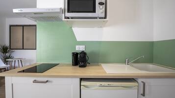 Micro-ondes, plaque de cuisson