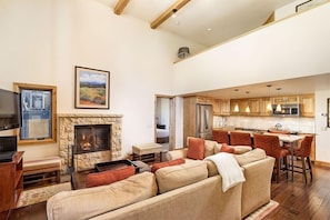 Fireplace - Fifth Avenue Unit 202 | 2 Bedroom + Loft Condo, Huge Windows & Views. 2 Blocks to Skiing! (Aspen)