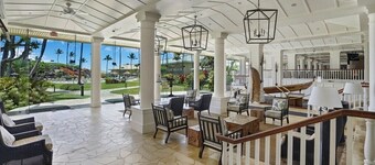 Kauai Beach Villa Walk to Beach, full kitchen, separate living room FREE PARKING