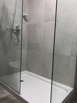 Dusche, Bidet