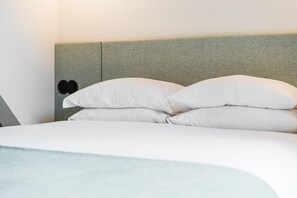 2 bedrooms, Internet, bed sheets